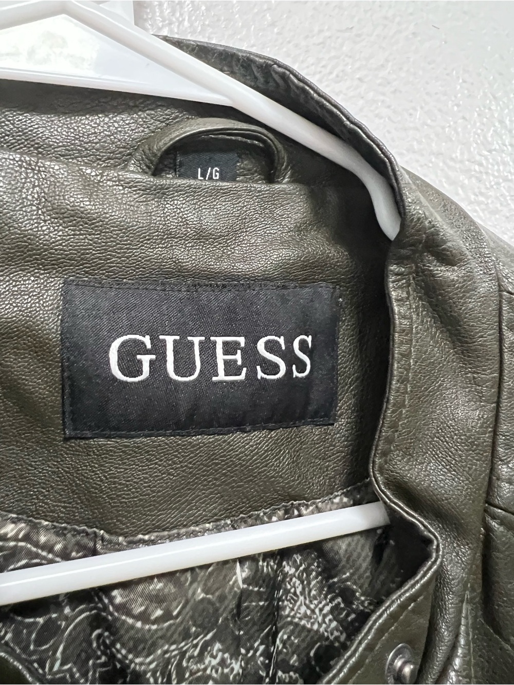 GUESS Women's very dark Olive Green vegan Leather Moto Jacket - Picture 2 of 5